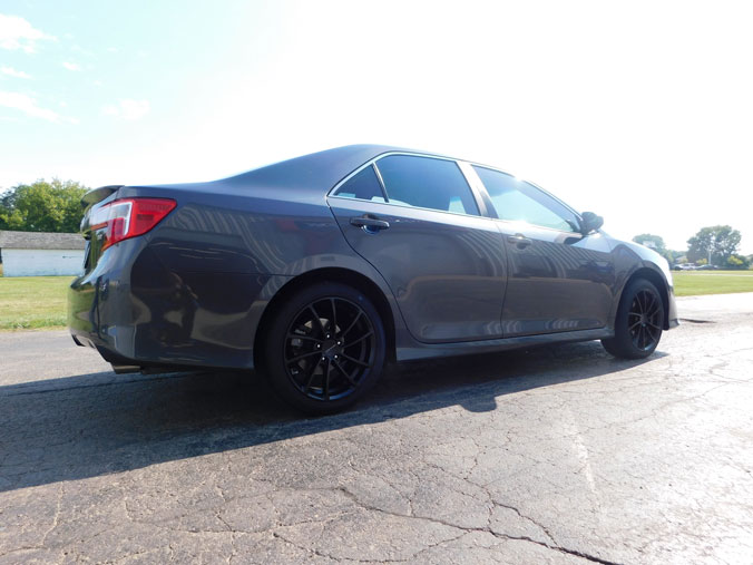 2014 Toyota Camry Kmc Spin Km691b 18x8 18 By 8 +40 Offset Wheels Fuzion Fuzion 225 45 18 Tires 