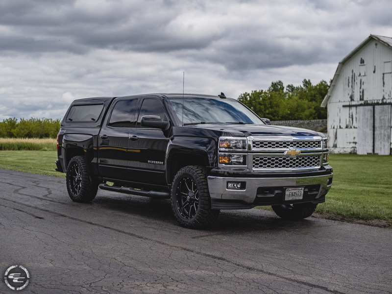 2015 Chevy Silverado 1500 2 Inch Rough Country Level Kit Fuel Offroad Maverick 20x9 +20 Offset 20 By 9 Inch Wide Wheel Goodyear Wrangler Duratrac 305 55r20 Tire 