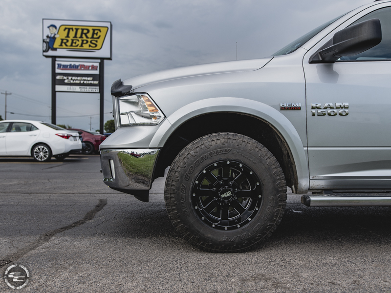 2015 Ram 1500 With Moto Metal Mo962 Mo962b 17x10  24 Offset 17 By 10 Inch Wide Wheel Toyo Open Country At Ii 285 75r17 Tire 