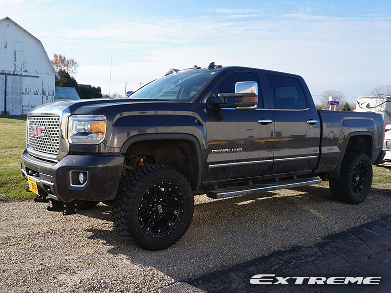 2015 GMC Sierra 2500 HD 20x9 XD Series Wheels 305/55R20 Amp Tires