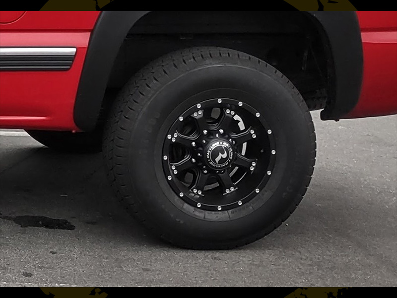2000 Chevrolet Silverado 2500 - 16x8 Raceline Wheels 255/70R16 Advanta ...