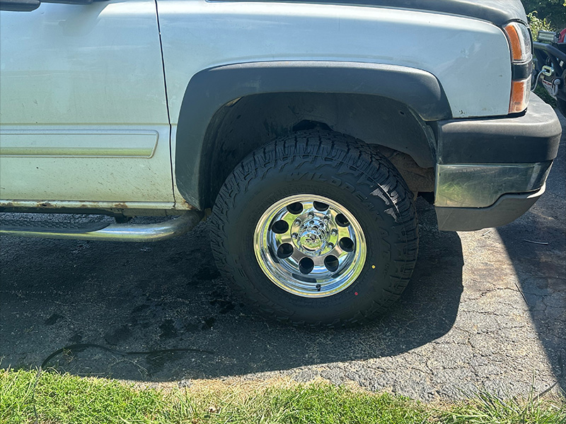 2003 Chevrolet Silverado 2500 HD - 16x10 Pacer Wheels 285/75R16 Falken ...
