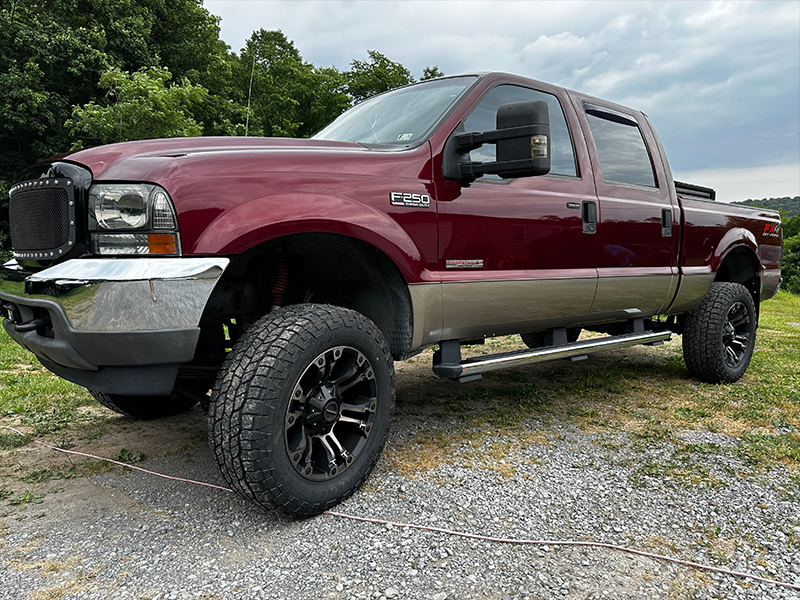 2004 Ford F-250 Super Duty - 20x9 Fuel Offroad Wheels LT295/60R20 ...