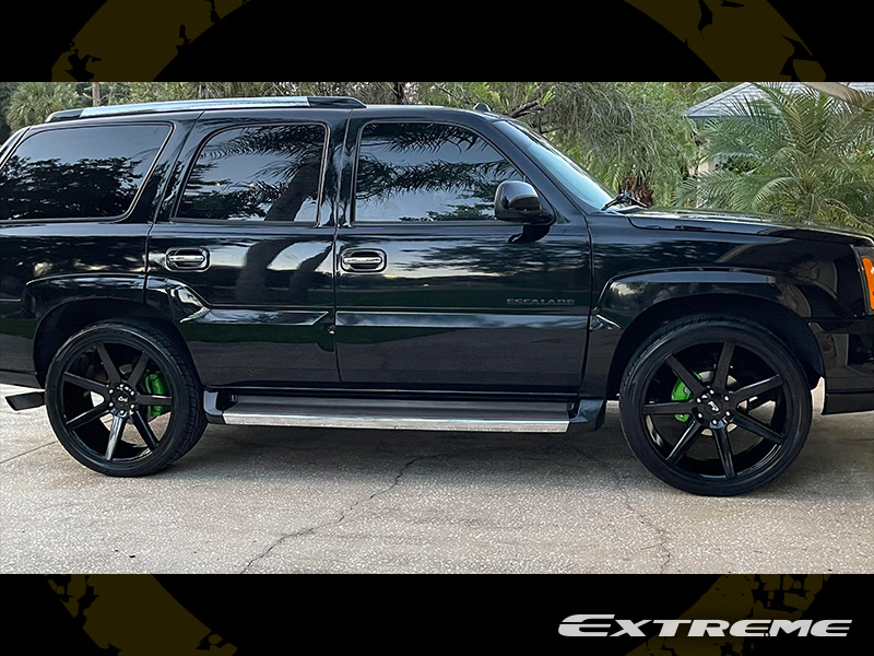 2005 Cadillac Escalade - 24x10 Niche Wheels 305/35R24 Toyo Tires