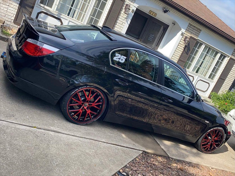 2006 BMW 530xi - 20x8.5 Elure Wheels 245/30R20 Lionhart Tires