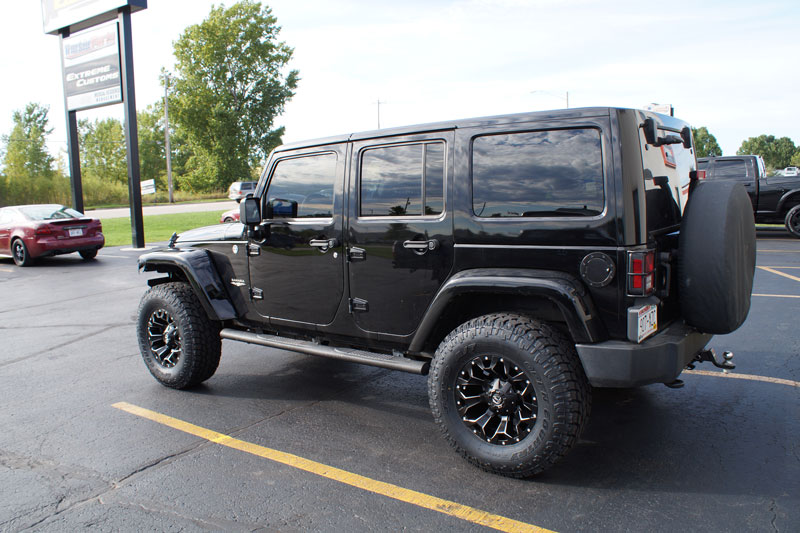 2011 Jeep Wrangler - 17x9 Fuel Offroad Wheels 305/70R17 Toyo Tires Rough  Country  Suspension Lift System