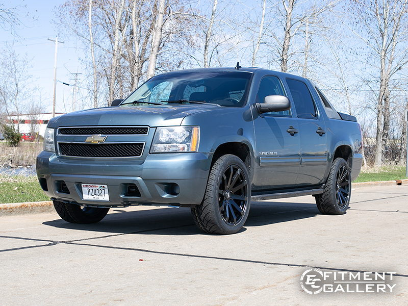 2011 Chevrolet Avalanche 22x9.5 Black Rhino Wheels 285/45R22 Nitto Tires
