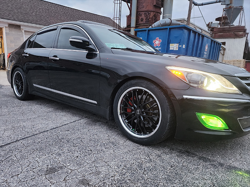 2012 Hyundai Genesis - 245/45R19 Toyo Tires