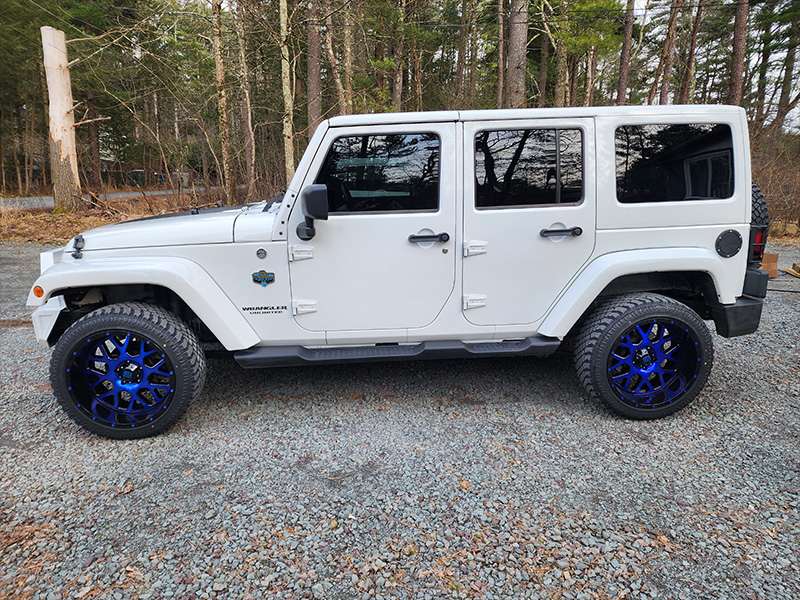 2012 Jeep Wrangler - 20x10 XD Series Wheels 275/45R20 Atturo Tires