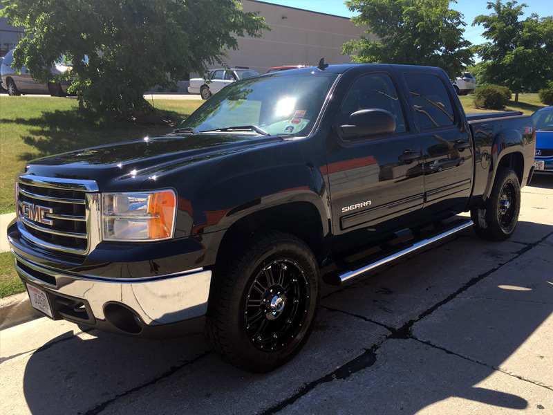 2013 GMC Sierra 1500 20x9 XD Series Wheels 275/60R20 Toyo Tires 2.5