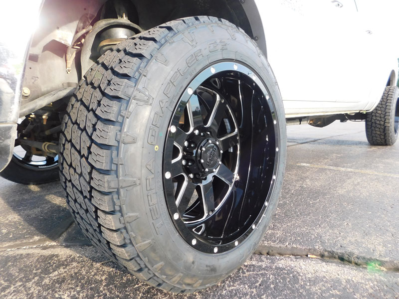 2013 Ram 2500 22x12 Gear Offroad Wheels 35x12.5R22 Nitto Tires 3inch suspension lift kit