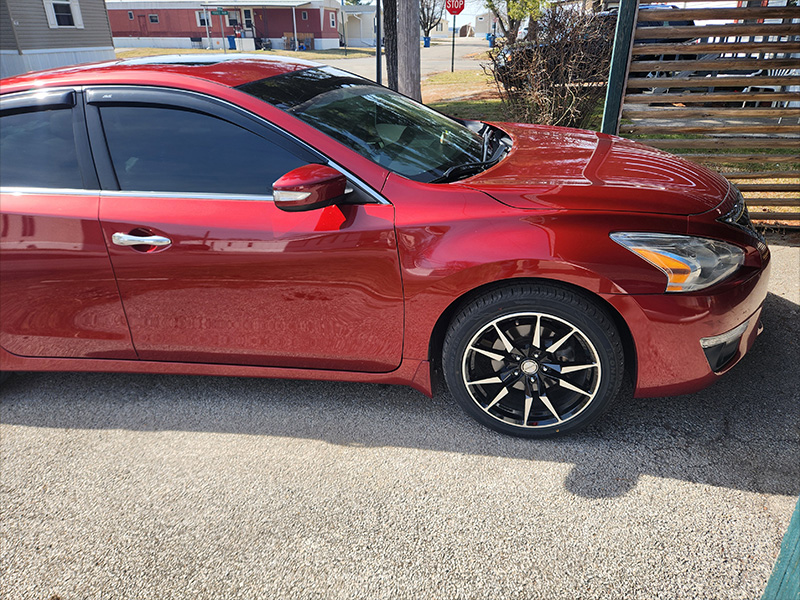 2013 Nissan Altima 18x8 Shift Wheels 235/45ZR18 Ironman Tires