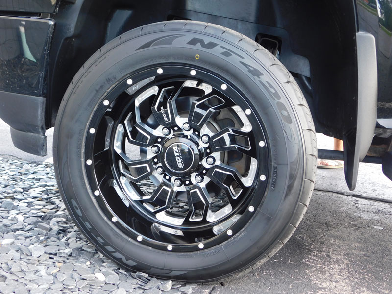 2014 GMC Sierra 2500 HD 20x10 SOTA Offroad Wheels 275/55R20 Nitto Tires