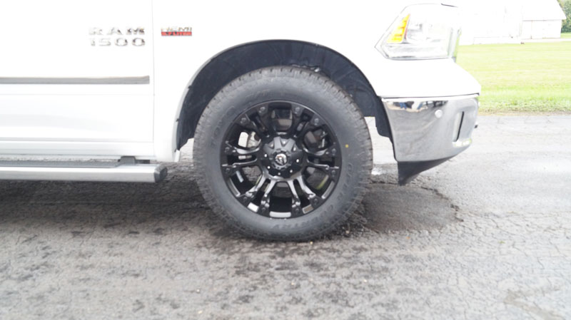2014 Ram 1500 Fuel Offroad Vapor D560 20x9 20 By 9 +01 Offset Wheels Toyo Open Country Atii 275 60 20 Tires 0