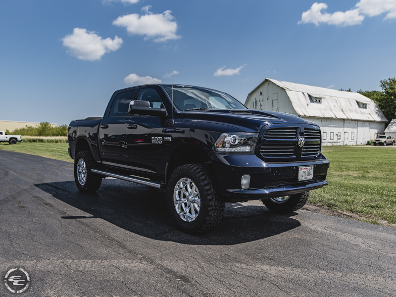 2014 Ram 1500 With 6 Inch Rough Country Lift Kit System Xd Series Badlands Xd779 20x9  12 Offset 20 By 9 Inch Wide Wheel Cooper Dsc Stt Pro 35x12 5r20 Tire 