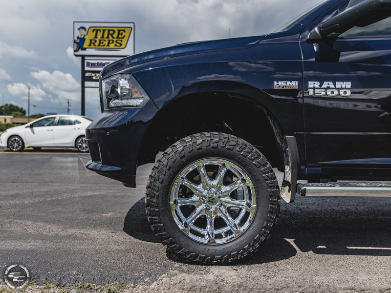 2014 Ram 1500 With 6 Inch Rough Country Lift Kit System Xd Series Badlands Xd779 20x9  12 Offset 20 By 9 Inch Wide Wheel Cooper Dsc Stt Pro 35x12 5r20 Tire 