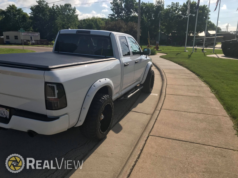 2015 Ram 1500 20x12 Moto Metal Wheels 33x12.50R20 Federal Tires