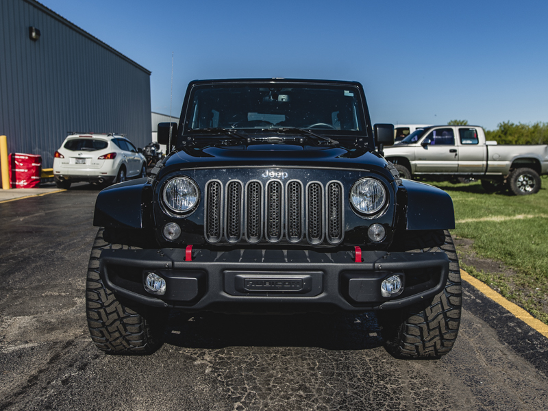 2015 Jeep Wrangler 20x9 Fuel Offroad Wheels 305/55R20 Toyo Tires