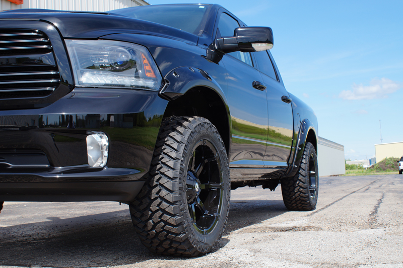 2015 Ram 1500 20x10 Fuel Offroad Wheels 295/55R20 Nitto Tires Rough
