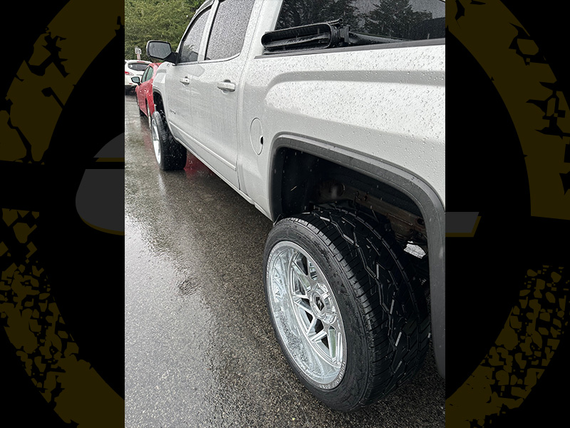 2015 GMC Sierra 1500 - 22x12 Gear Offroad Wheels 305/40R22 Nitto Tires