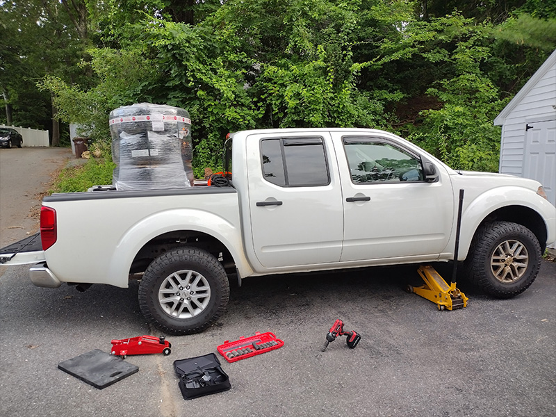 2015 Nissan Frontier 16x8 Vision Offroad Wheels 265/70R16 Hankook Tires