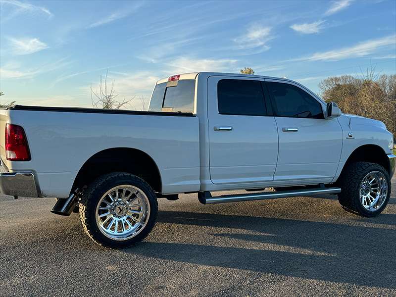 2015 Ram 2500 - 22x12 KG1 Forged Wheels LT33x12.50R22 Venom Power