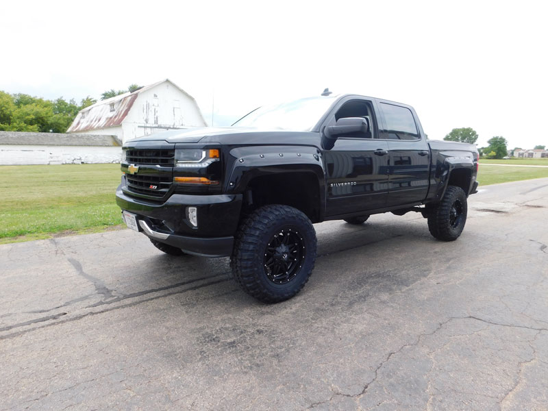 2016 Chevrolet Silverado 1500 With 7.5 Inch Lift Kit Fuel Offroad Hostage D531 18x9 18 By 9  12 Offset Wheels Federal Couragia Mt 35 12.50 18 Tires 