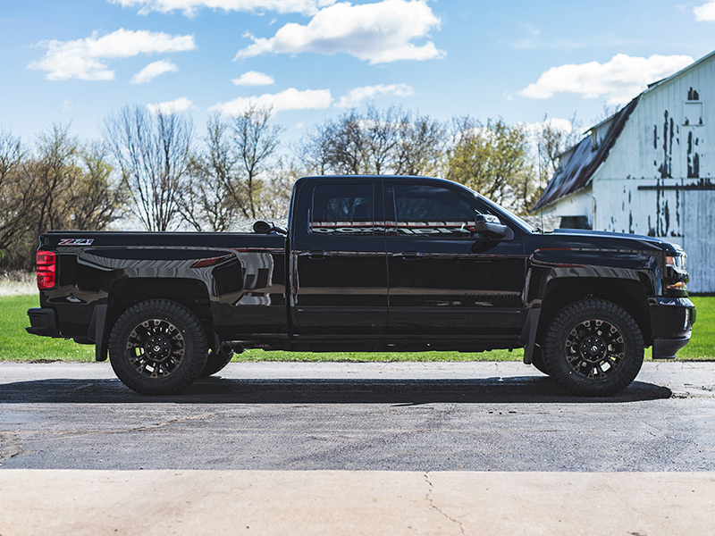 2016 Chevrolet Silverado 1500 18x9 Fuel Offroad Wheels 33x12 5R18 