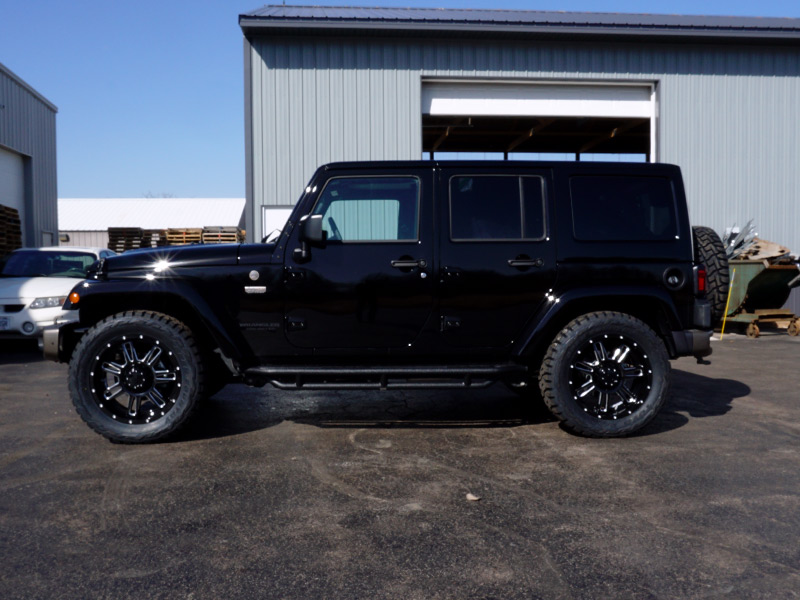 2016 Jeep Wrangler With Gear Alloy Challenger 20x9 +00 Offset Wheels Toyo O...