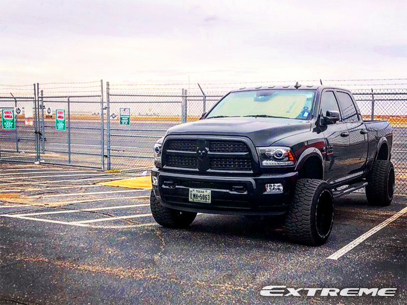 16 Ram 2500 22x14 Tis Wheels 33x12 5r22 Amp Tires Rough Country 2 5 Inch Leveling Kit