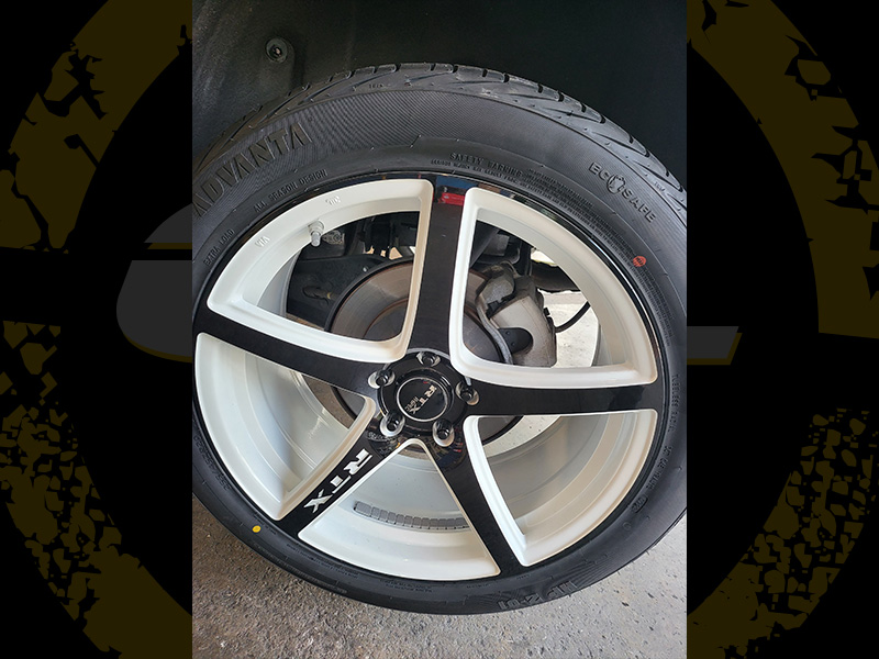 2016 Hyundai Santa Fe 20x8.5 RTX Wheels 255/45ZR20 Advanta Tires