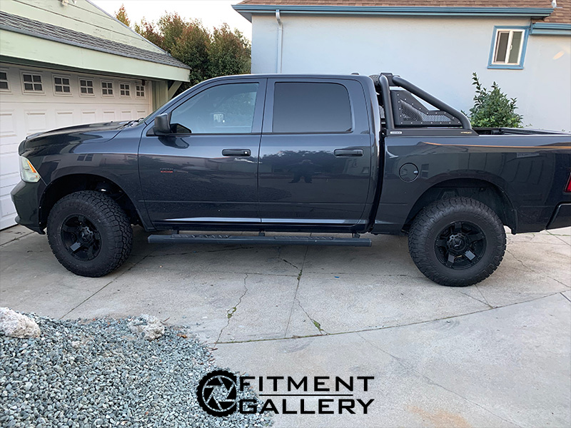 2016 Ram 1500 - 17x9 XD Series Wheels LT35x11.50R17 Toyo Tires