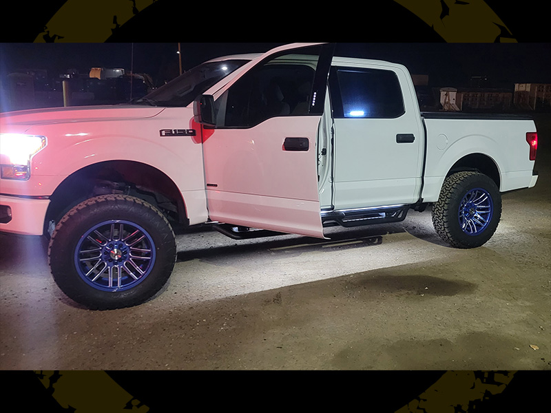 2017 Ford F-150 - 20x10 XF Offroad Wheels LT35x12.50R20 AMP Tires