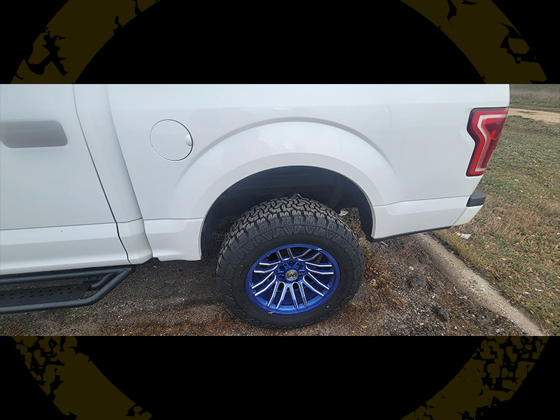 2017 Ford F-150 - 20x10 XF Offroad Wheels LT35x12.50R20 AMP Tires