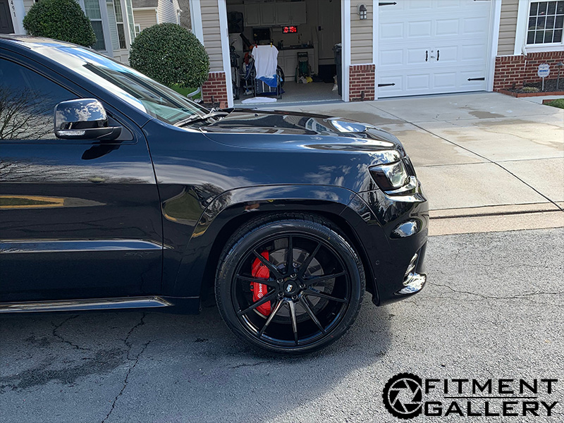 ！*！様 グランドチェロキー用 22インチ　サヴィーニ　SRT 2017 Jeep Grand Cherokee - 22x10.5 Savini Wheels 305/35R22