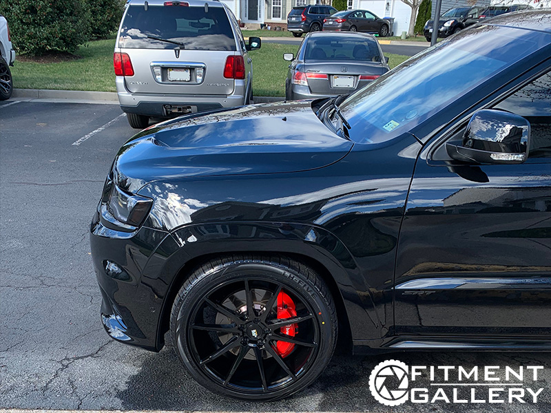 ！*！様 グランドチェロキー用 22インチ　サヴィーニ　SRT 2017 Jeep Grand Cherokee - 22x10.5 Savini Wheels 305/35R22