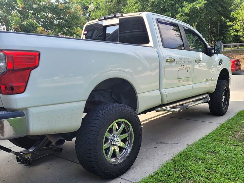 2017 Nissan Titan XD - 20x9 Fuel Offroad Wheels LT37x12.50R20
