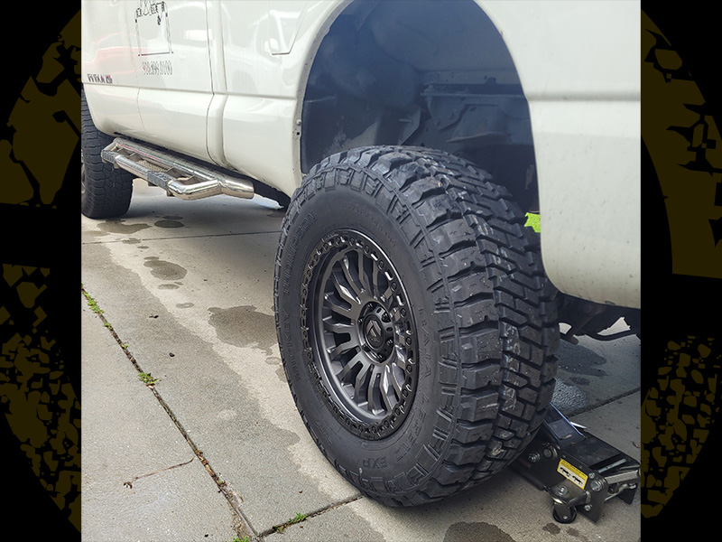 2017 Nissan Titan XD - 20x9 Fuel Offroad Wheels LT37x12.50R20