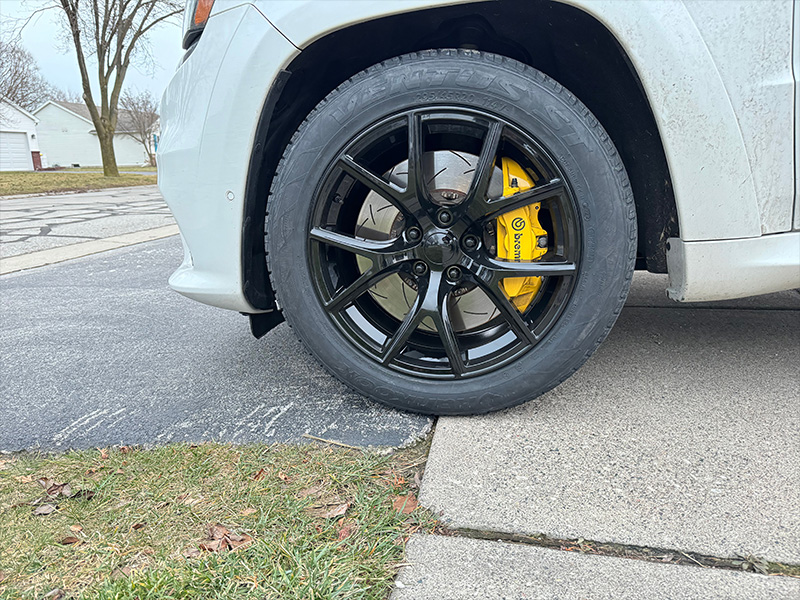 2018 Jeep Grand Cherokee - 20x10 Factory Reproductions Wheels 295/45R20 ...