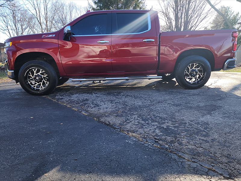 2019 Chevrolet Silverado 1500 20x10 American Truxx Wheels 275/60R20
