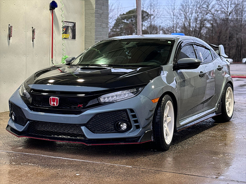 2019 Honda Civic - 18x9.5 Vors Wheels 255/40R18 Lexani Tires