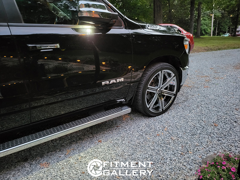 2019 Ram 1500 24x9.5 Blade Luxury Wheels 295/35R24 Advanta Tires