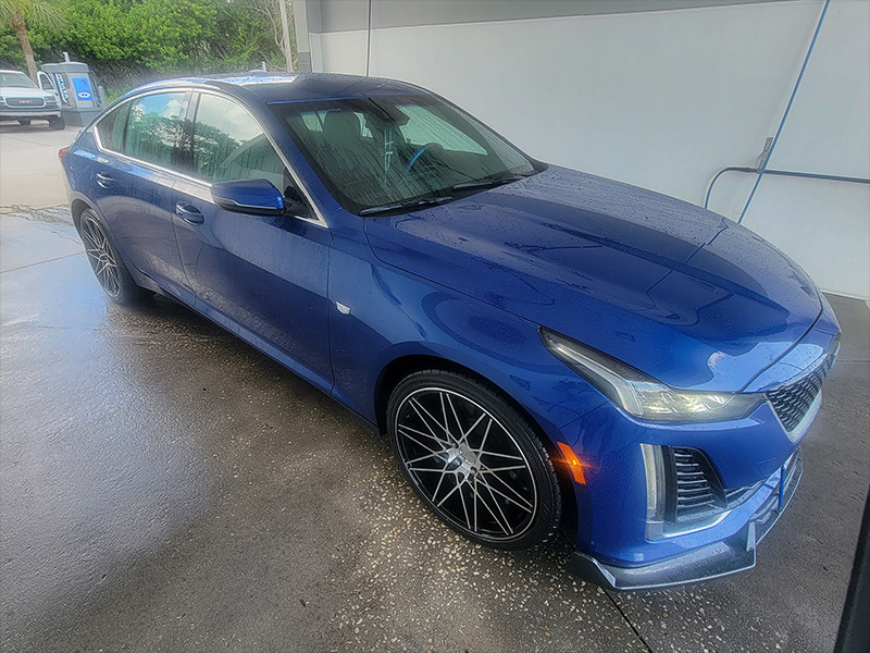 2020 Cadillac CT5 - 20x9 1AV Wheels 255/35ZR20 Lexani Tires