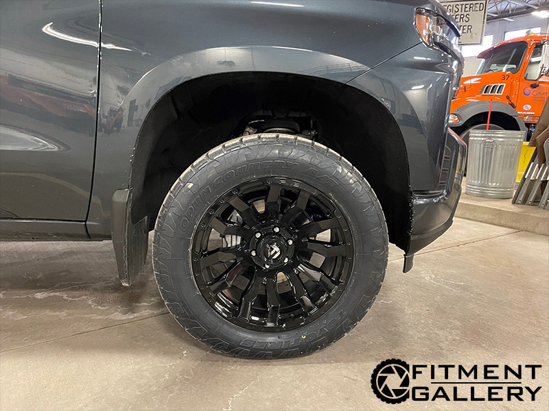 2020 Chevrolet Silverado Rst 4x4 Fuel D675 20x10 Toyo Open Country At3 285 55r20 2in Motofab Leveling Kit 