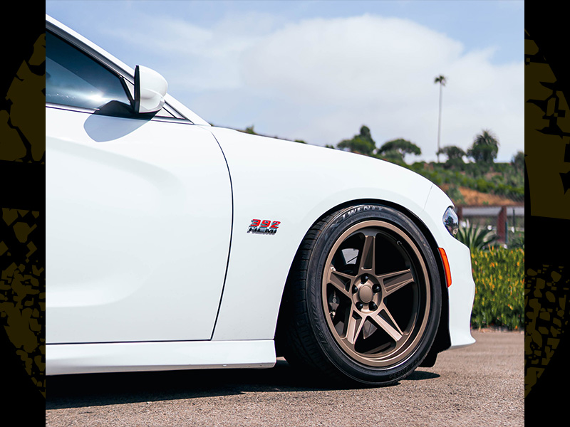 専用Dodge City Productions +８枚 Kyosho MA-020 AWD Mini-Z ReadySet w/Dodge Challenger SRT Hellcat