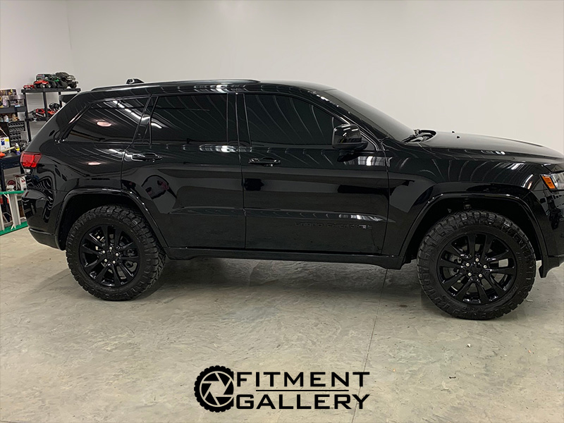 2020 Jeep Grand Cherokee Altitude Nitto Ridge Grappler 265 60r20 2in Rough Country Leveling Kit 