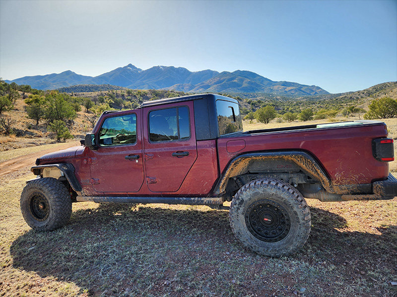 2021 Jeep Gladiator - 17x9 Vortek Offroad Wheels 37x12.50R17