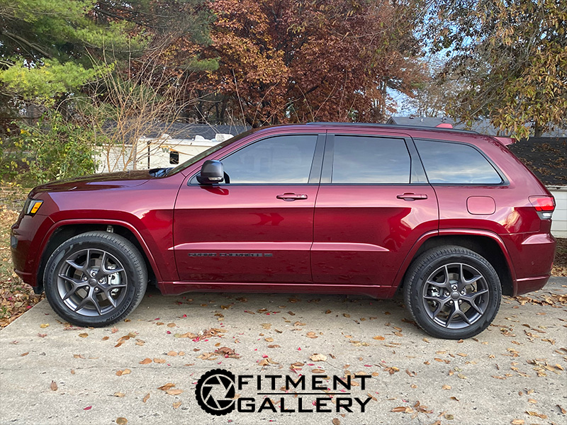 2021 Jeep Grand Cherokee 20x9 Fuel Offroad Wheels 33x12.50R20