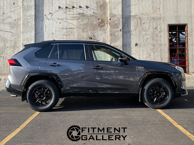 2021 Toyota RAV4 17x7.5 Voxx Wheels 245/65R17 Nexen Tires