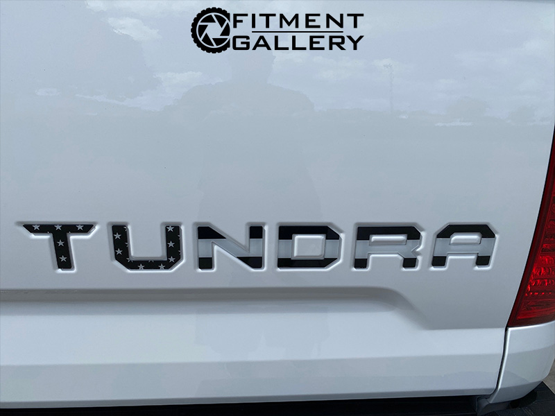 2021 Toyota Tundra - 20x9 Fuel Offroad Wheels LT295/60R20 Nitto Tires
